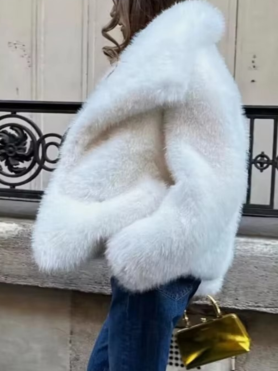 Chic Laps Faux Fur Coat