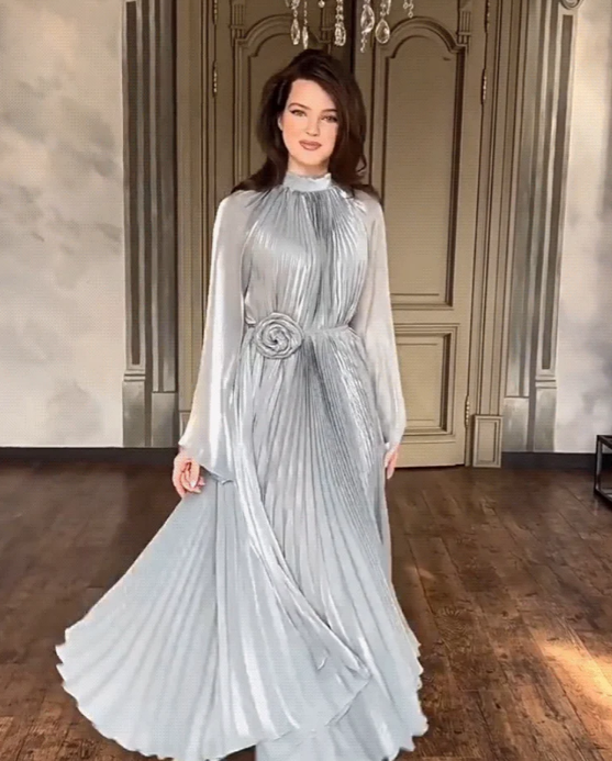 Ladies New Pleated Dress