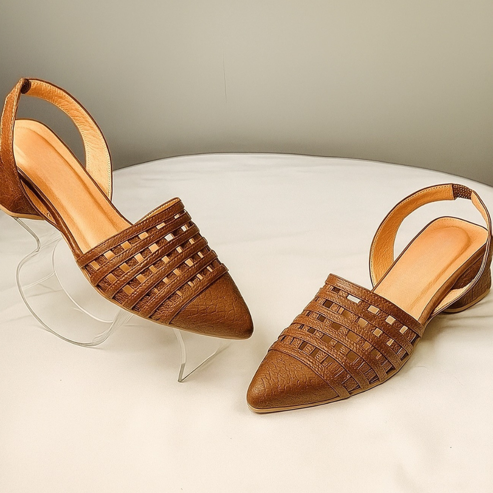 Vintage Leather Pointed Hollow Low Heel Sandals