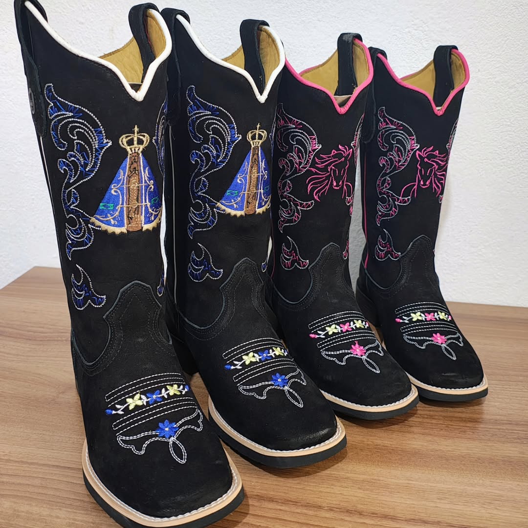 Women's Black Western Boots In Embroidered Blue Leather By Aparecida