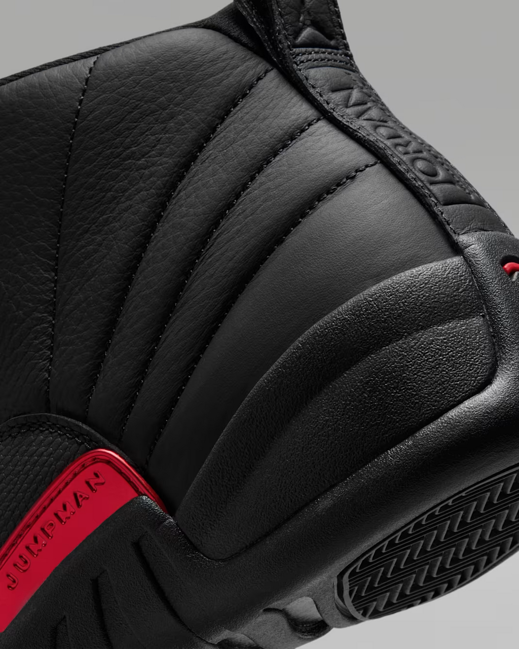Air Jordan 12 Retro "Bloodline"