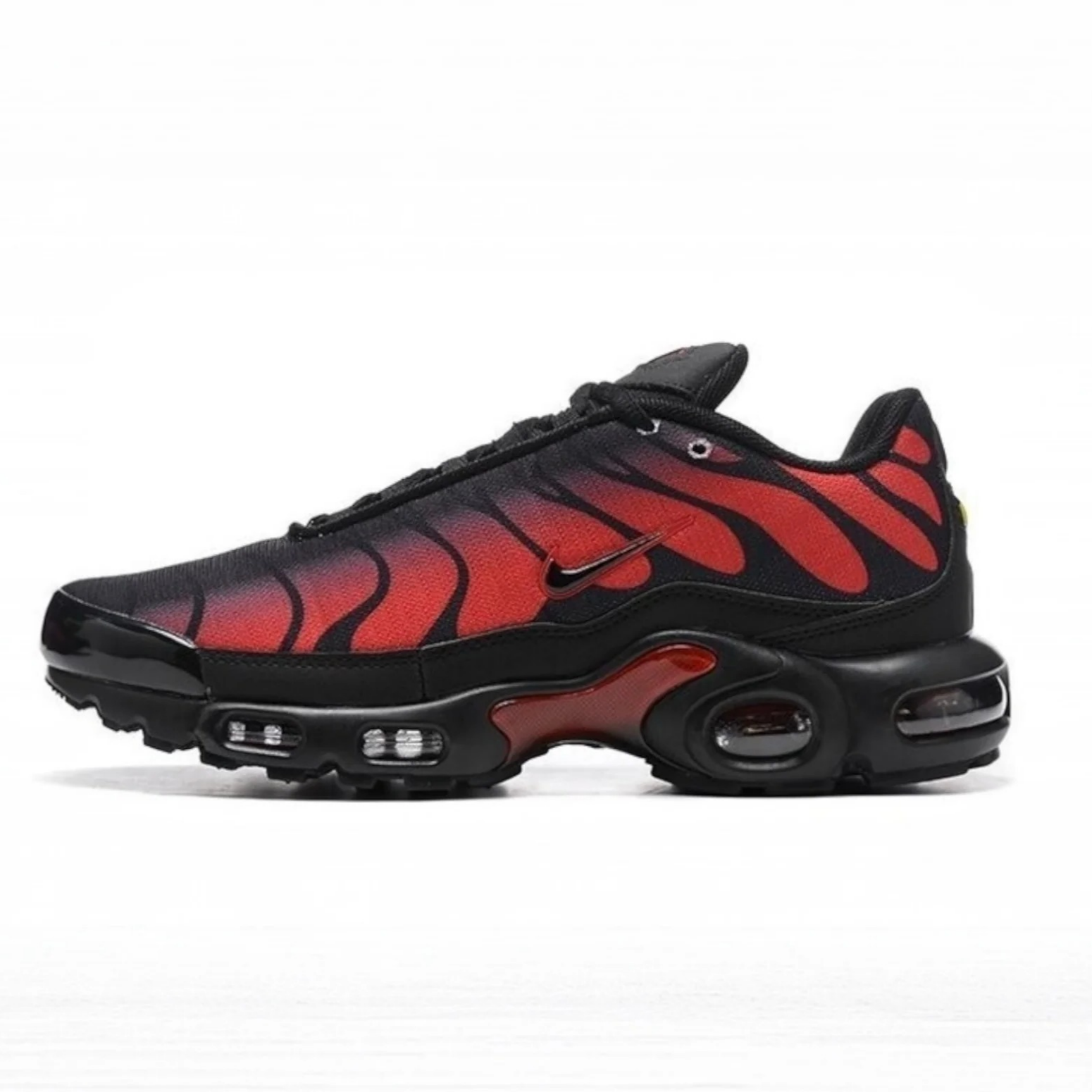 AIR MAX TN WHITE / YELLOW – ENERGY, STYLE, AND URBAN POWER